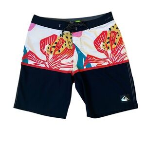 Quiksilver Men's Floral Board Shorts Highline Division 20" Size 32